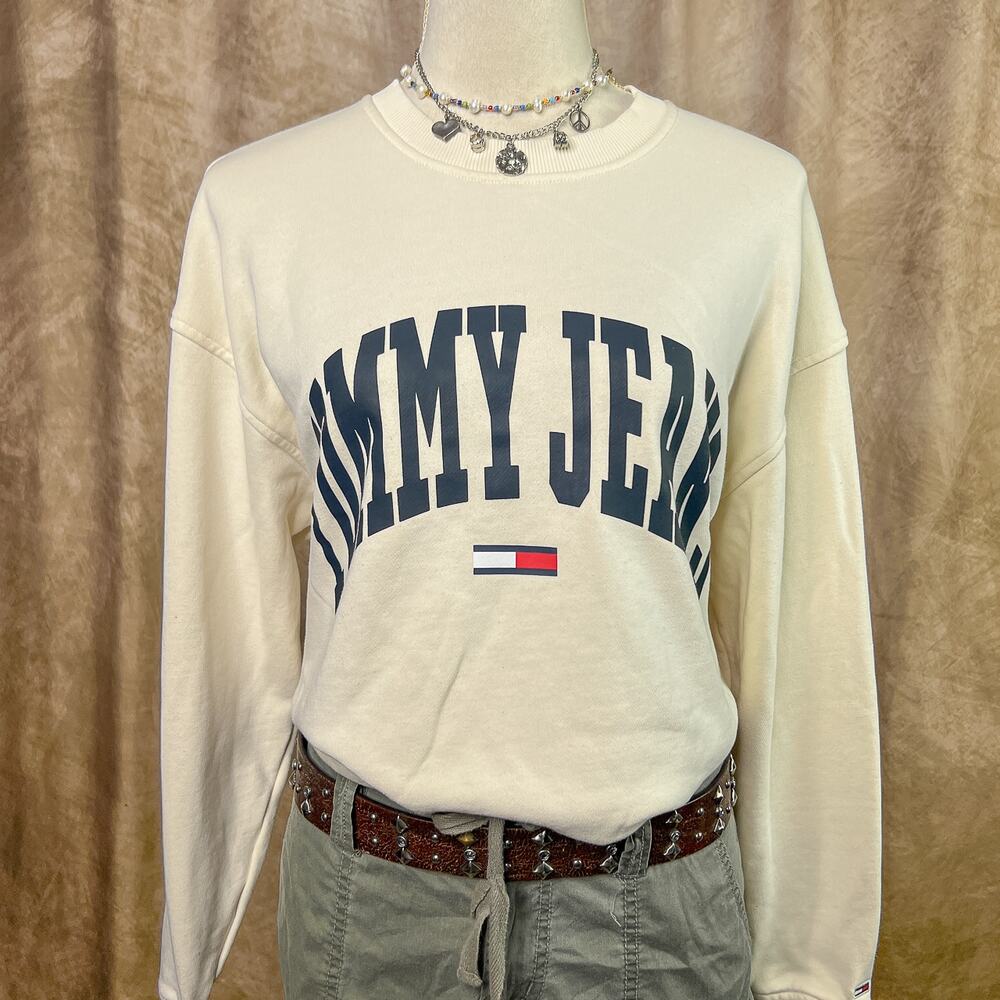 Tommy Jeans Sweatshirt Spell Out Pullover Sweater Cream Casual Cozy Varsity